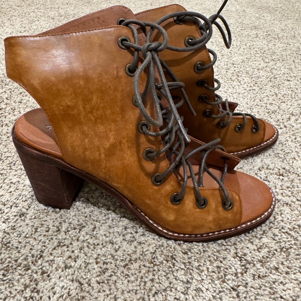 Free People x Jeffrey Campbell Tan Lace-Up Heeled Boots
